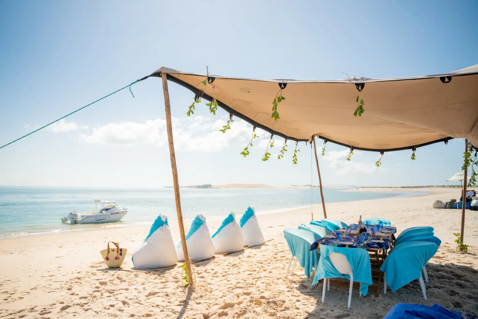 Picnic sur la plage de l'hôtel