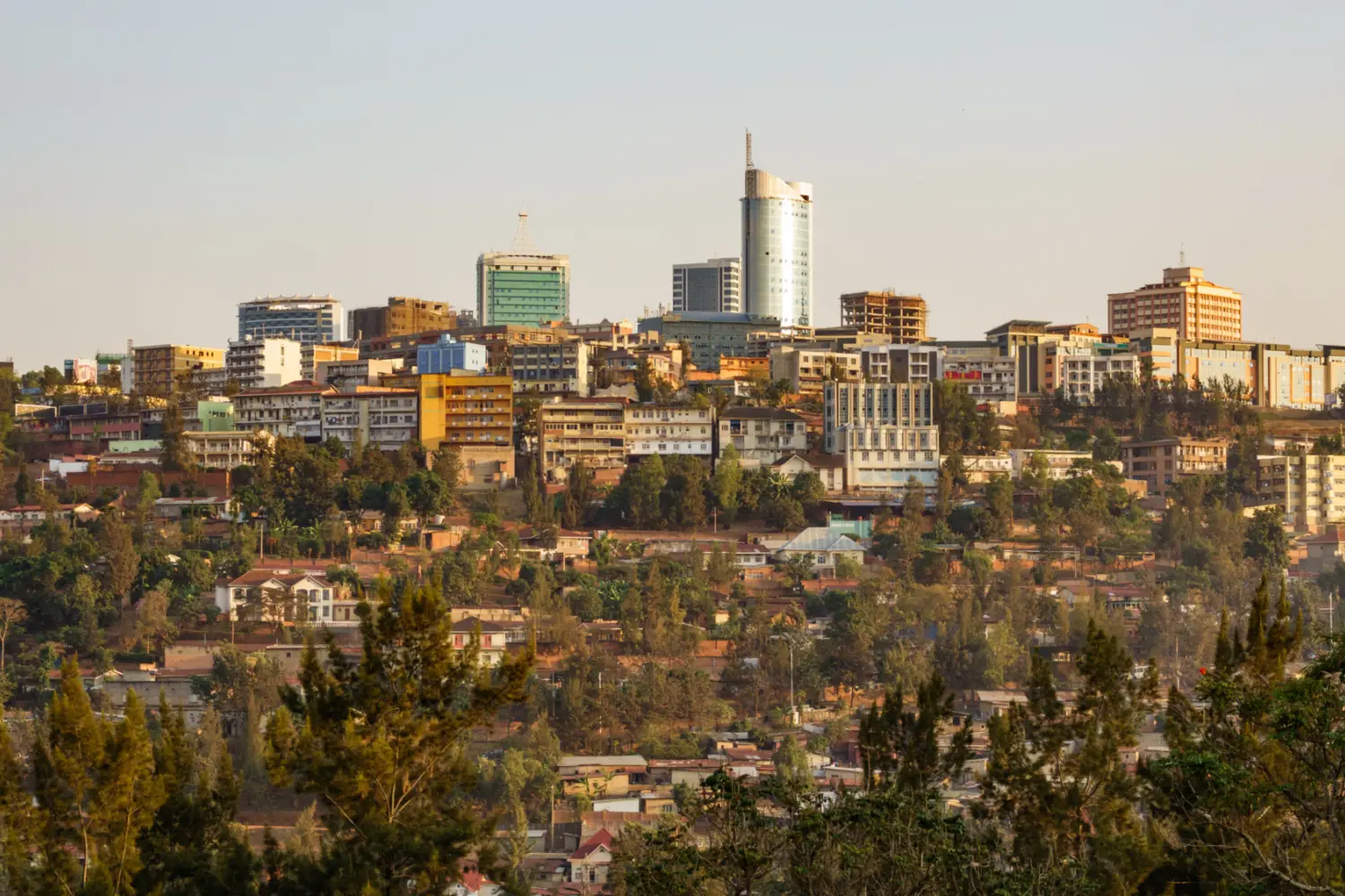 Vue panoramique le jour sur la ville de Kigali au Rwanda