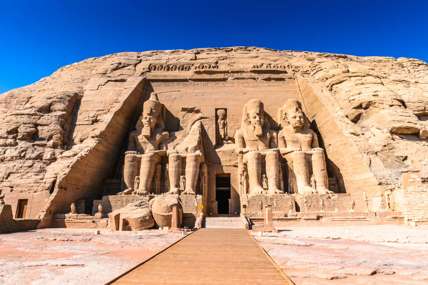 Le magnifique temple d'Abou Simbel en Égypte