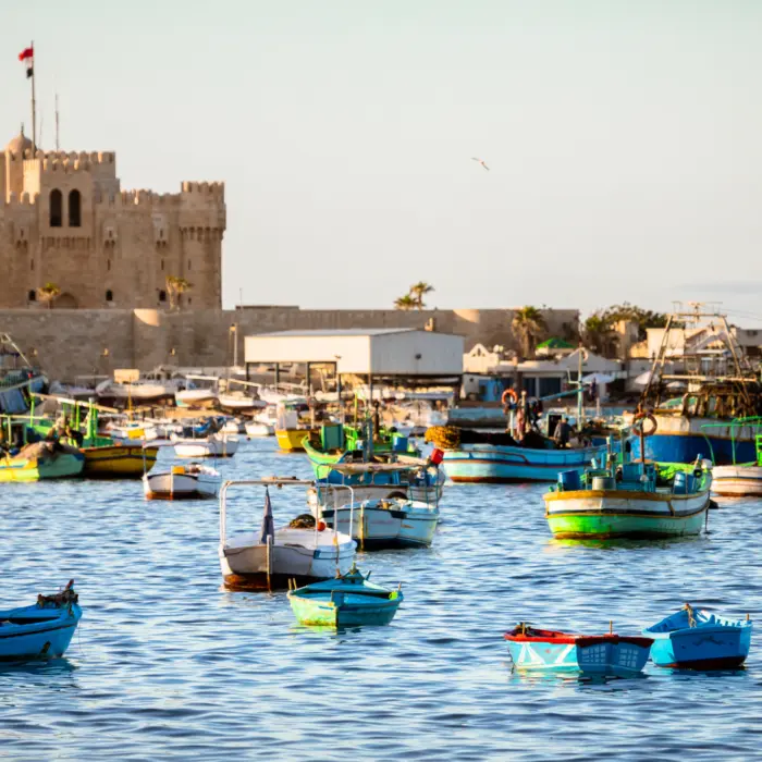 Vue sur le port d'Alexandrie en Égypte
