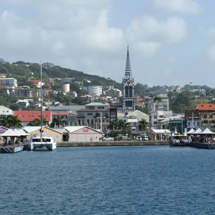 Vue sur la ville Fort-de-France en Martinique,  territoire français outre-mer dans les Caraïbes