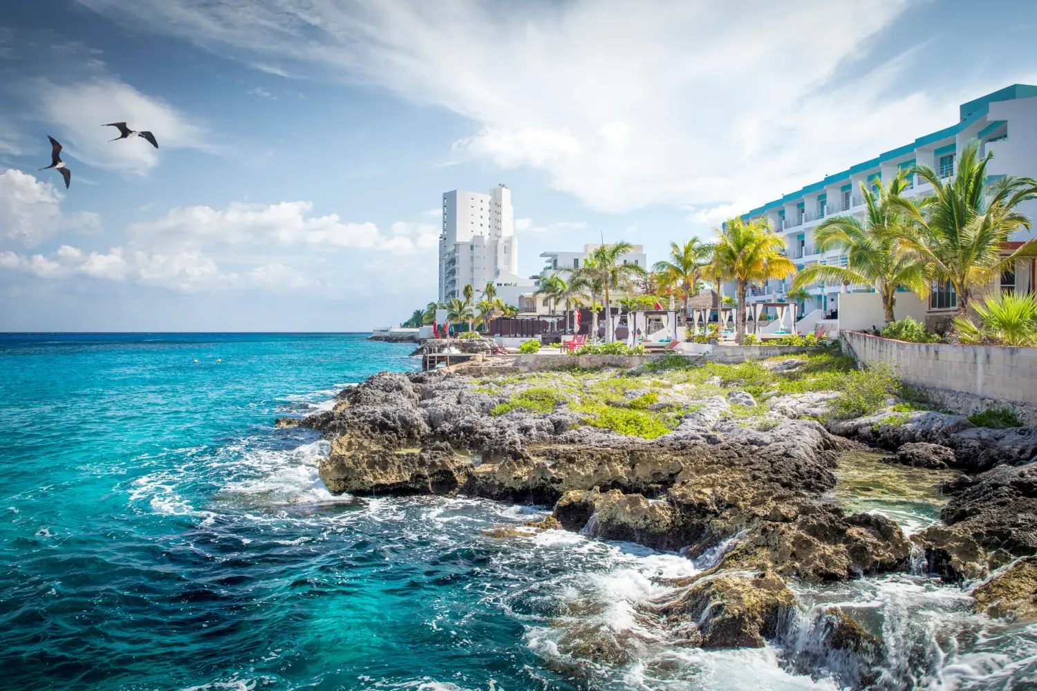 La côte de l'île de Cozumel au Mexique