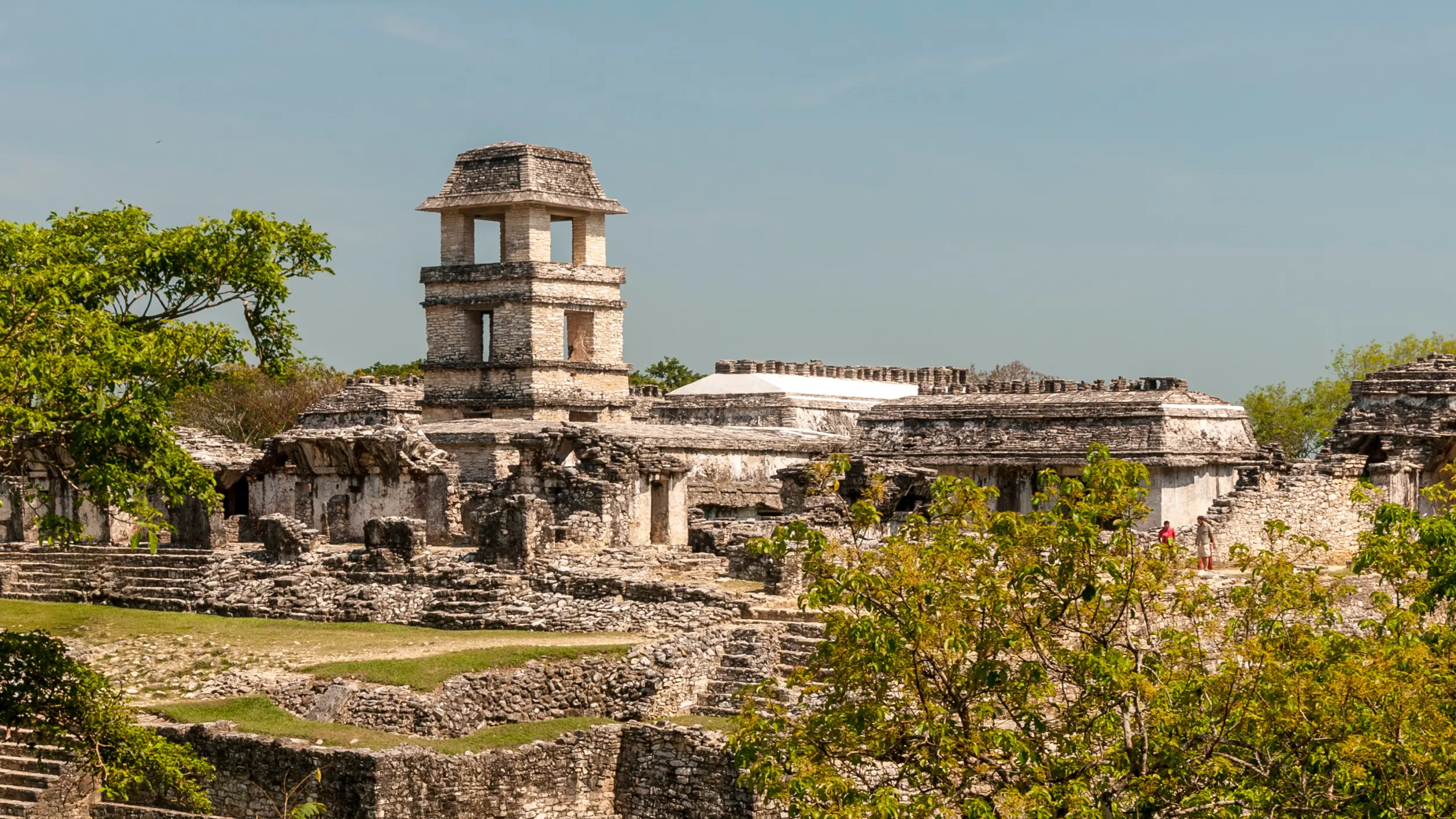 La palais de Palenque dans le site archéologique maya dans le Chiapas au Mexique