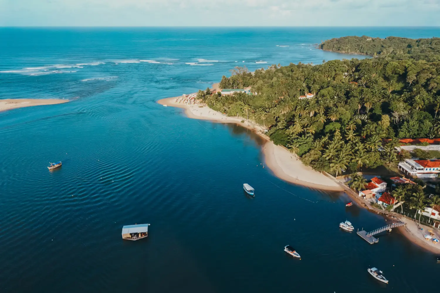Vue sur l'une des plages de Boipeba au Brésil