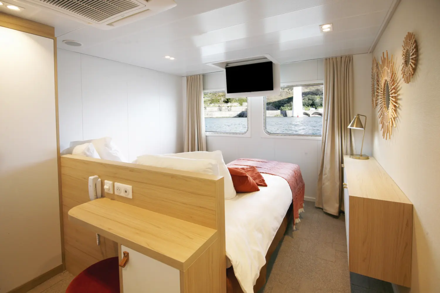 Cabine pont principal à bord du MS Amalia Rodrigues de CroisiEurope