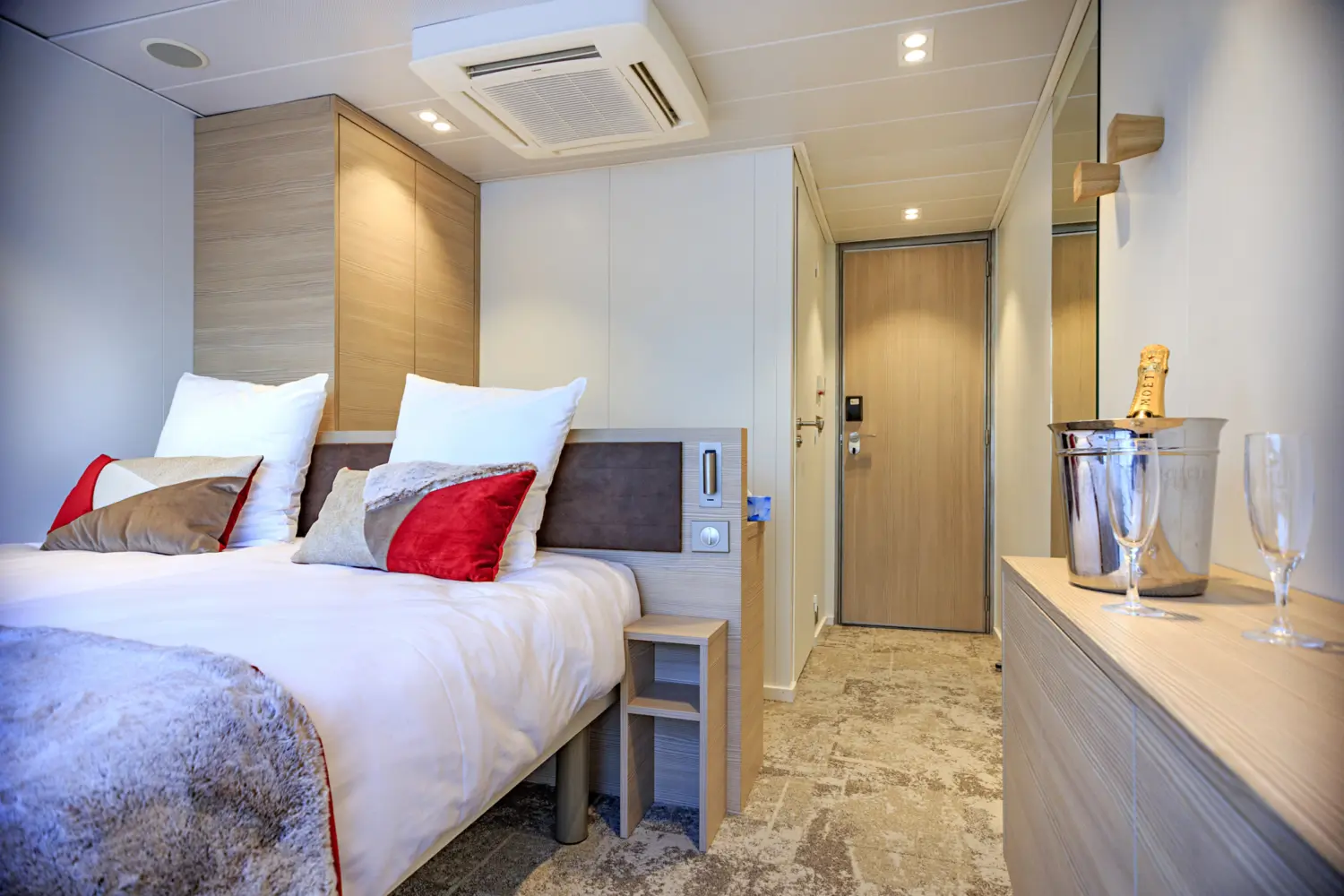 Cabine pont intermédiaire à bord du MS Miguel Torga de CroisiEurope
