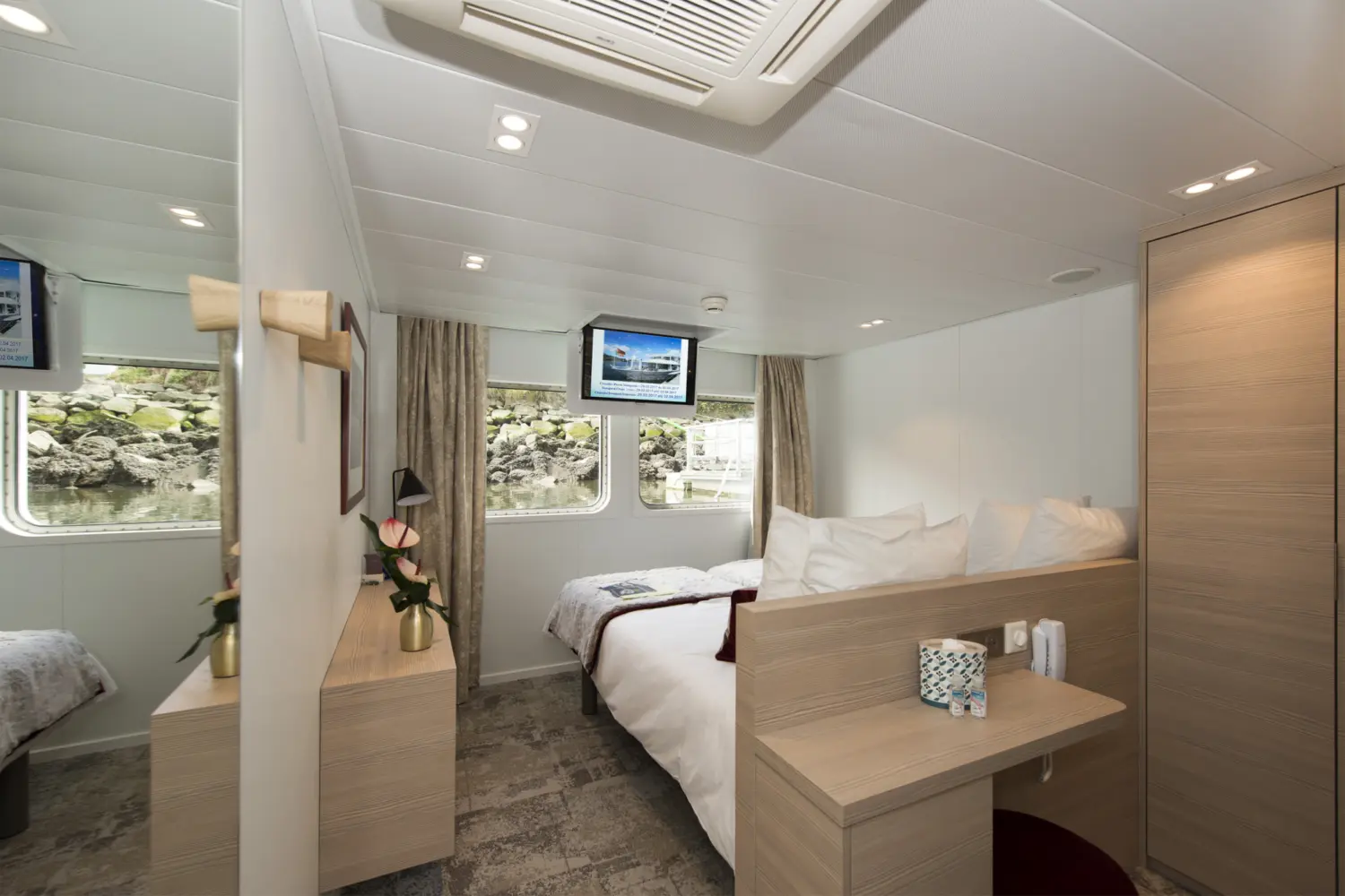 Cabine pont principal à bord du MS Miguel Torga de CroisiEurope