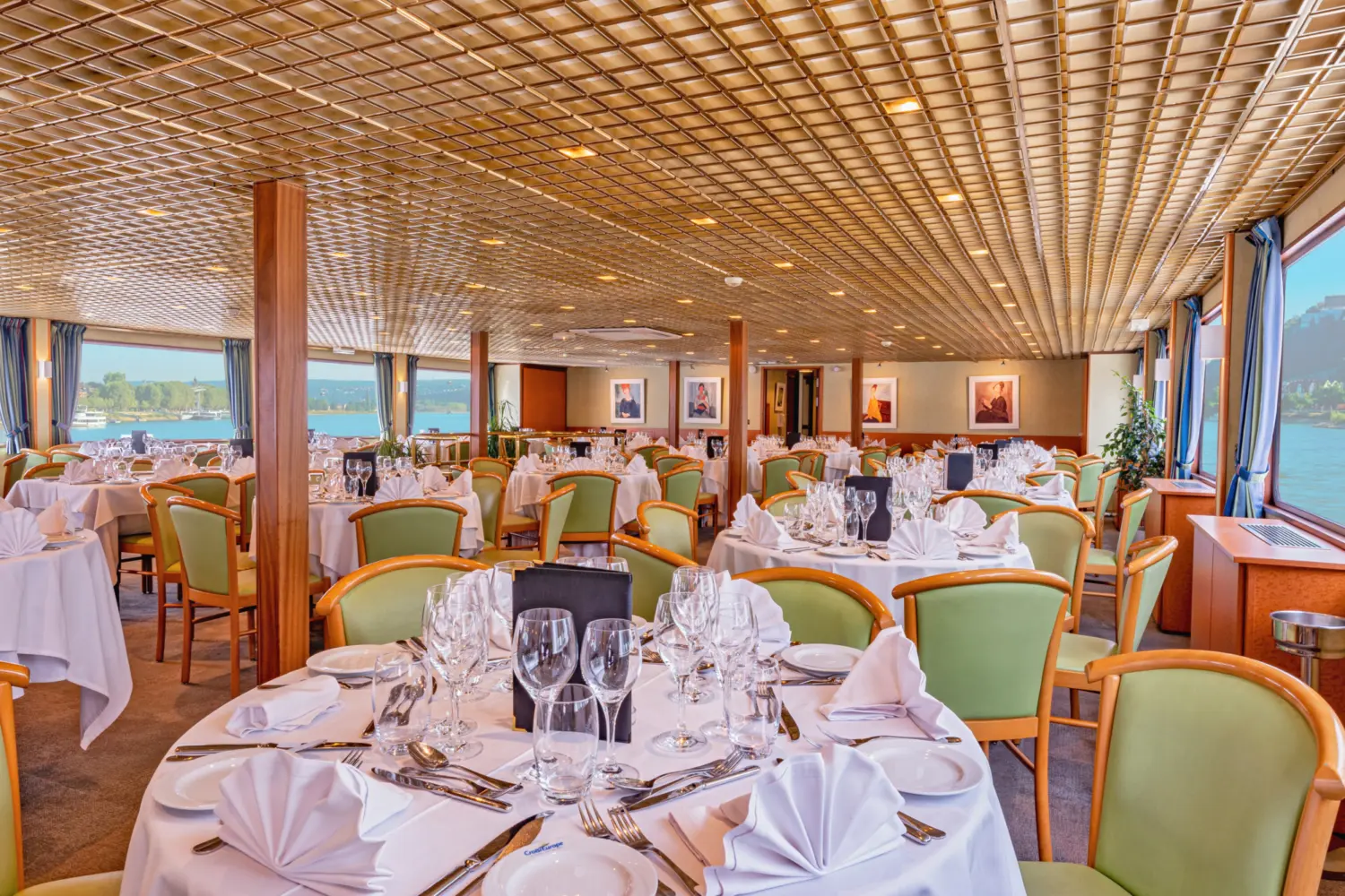 Restaurant à bord du MS Modigliani de CroisiEurope