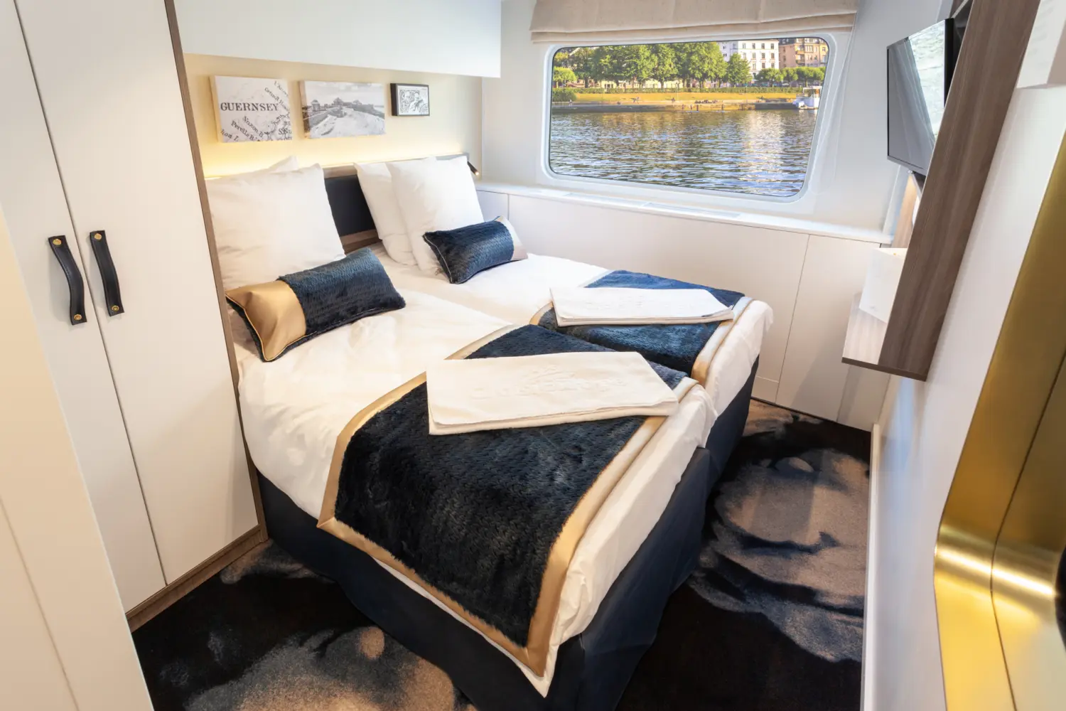Cabine pont principal à bord du MS Victor Hugo de CroisiEurope