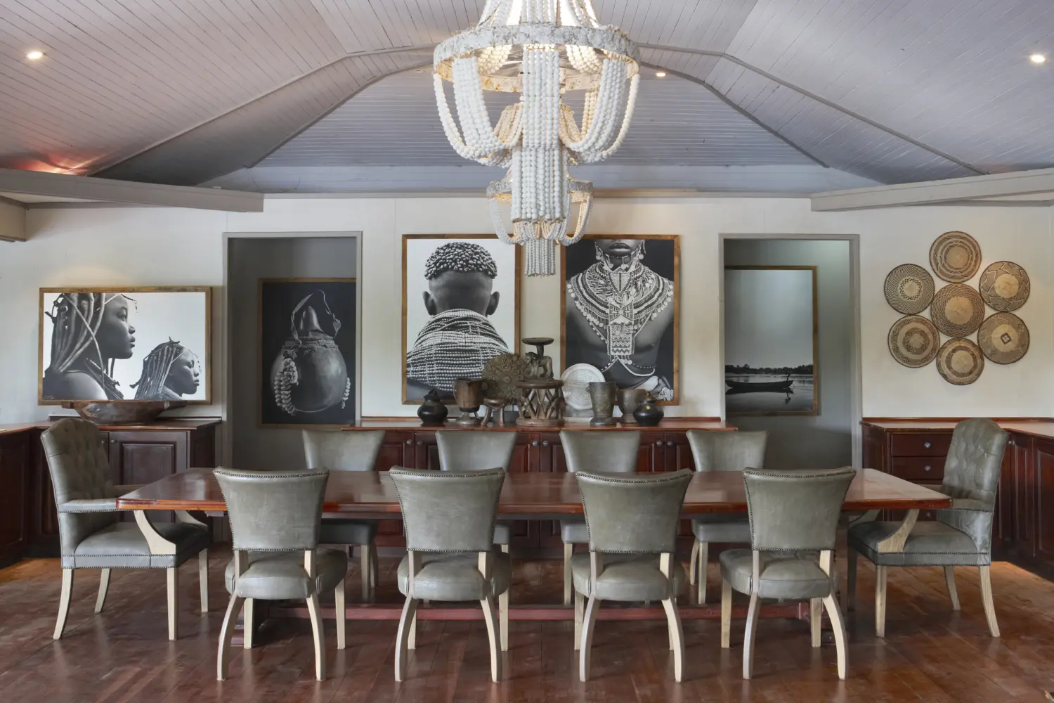 Salle à manger au Cascade Lodge 5 étoiles lors du séjour à Kasane au Botswana