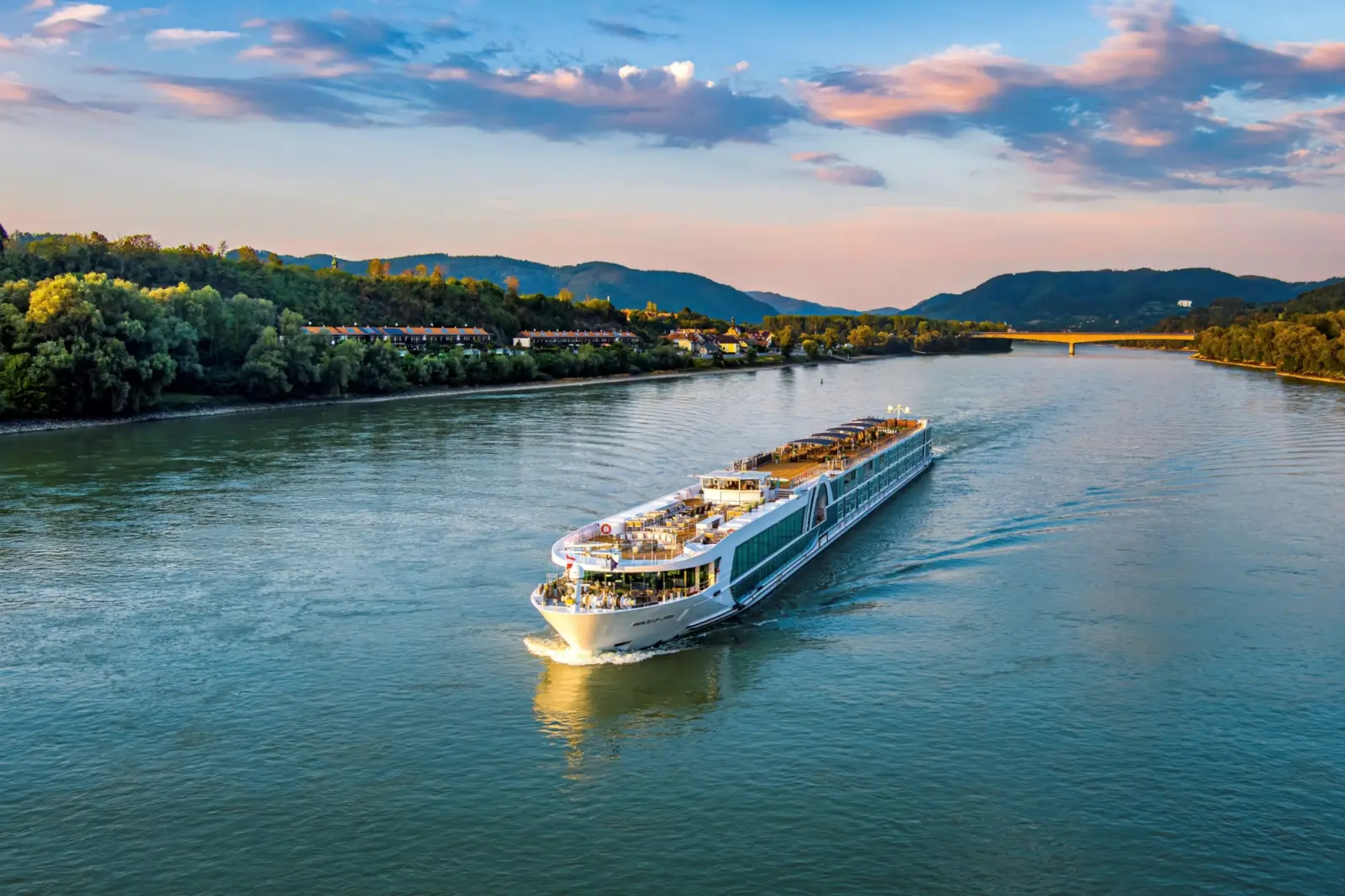 Vue extérieure du Amadeus Cara de Lüftner Cruises