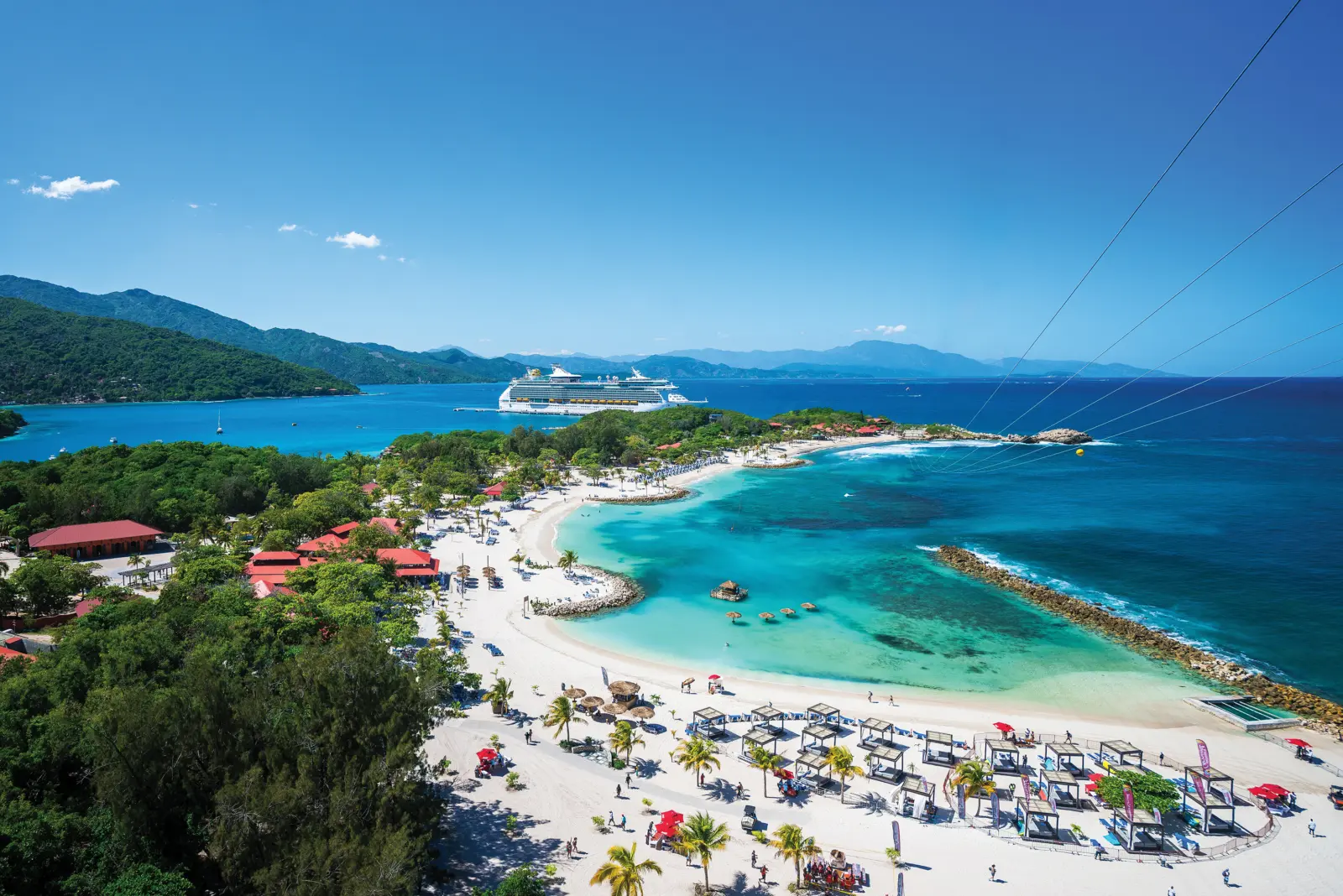 Vue aérienne d'une plage à Labadee