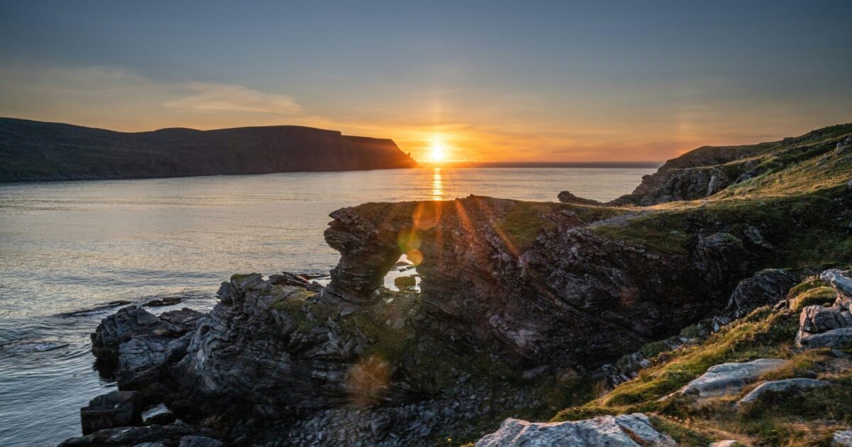 Une belle aventure vers le soleil de minuit ! | Tours Chanteclerc