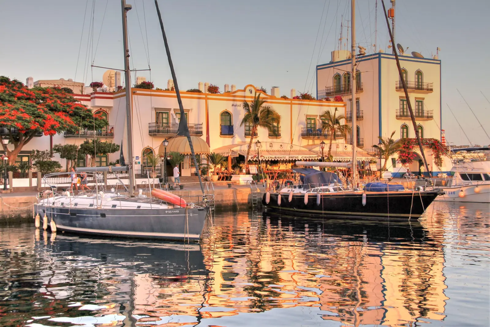 Bateaux accostés au port de Grande Canarie