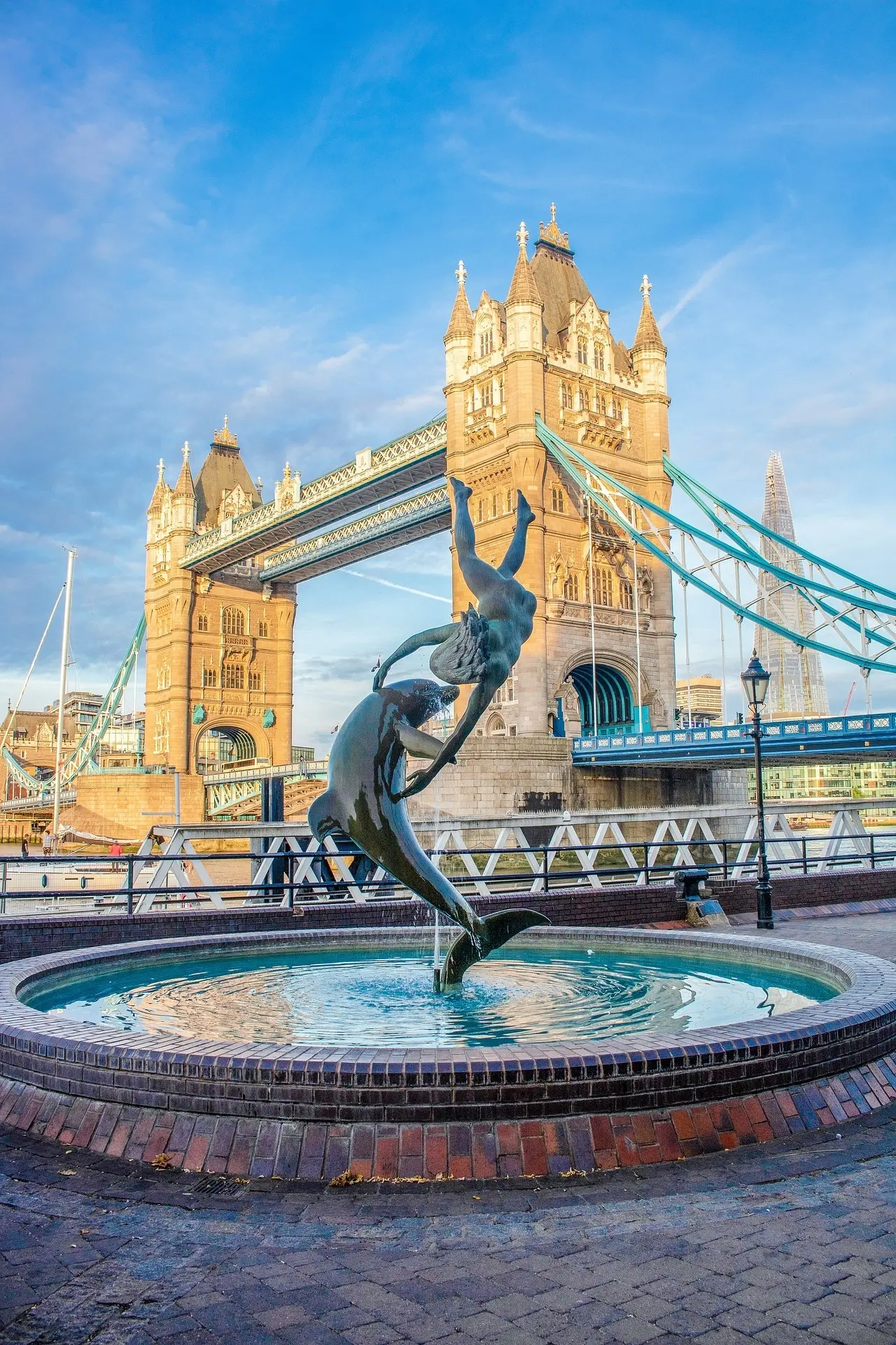 Vue sur le Tower Bridge à Londres au Royaume-Uni