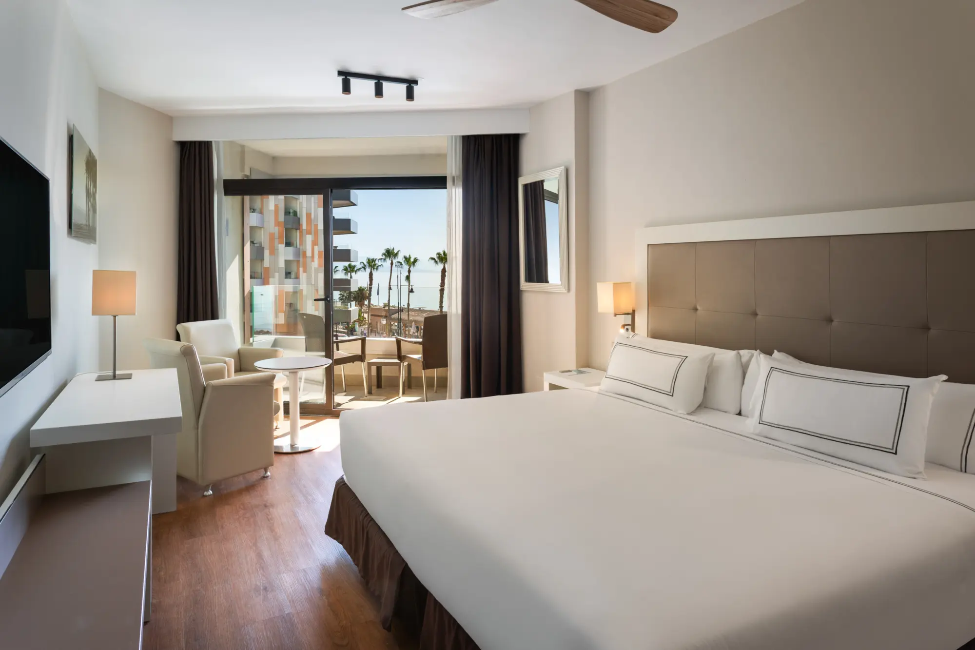 une chambre vue mer d'un hôtel sur la Costa del Sol